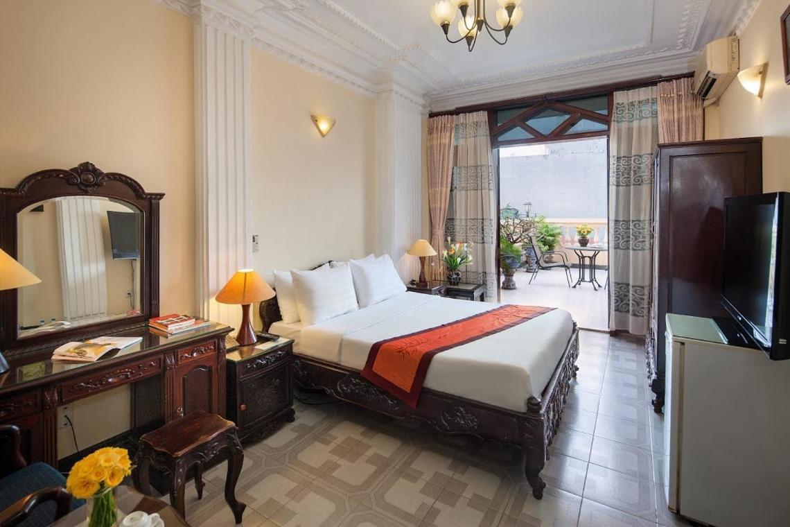 Lucky Central Hotel & Travel Hanoi Bagian luar foto